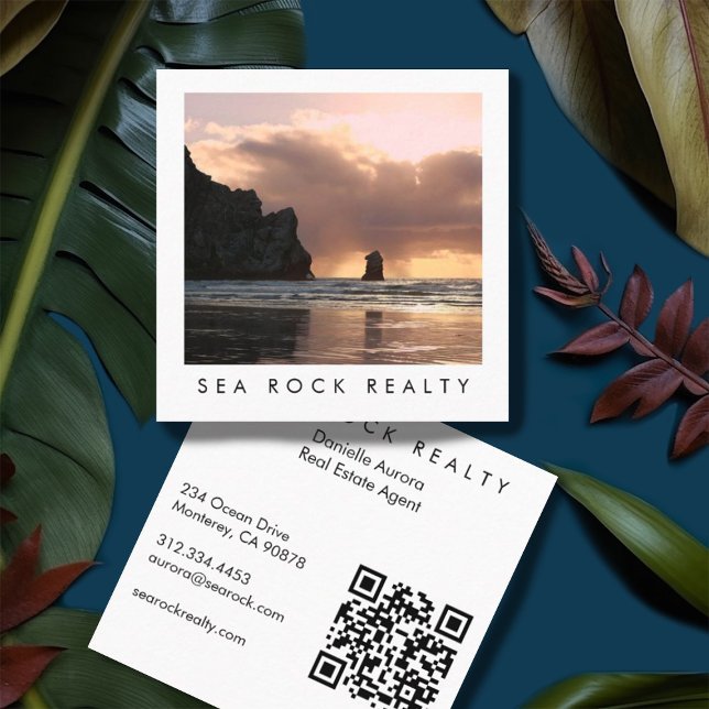 Cartão De Visita Quadrado Código QR exclusivo do Agente Imobiliário Rocks Be (Photography custom business cards with QR code. Beach ocean sea rocks)