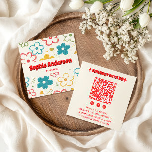 Cartão De Visita Quadrado Código QR Floral Retro em Negrito com Tipografia V