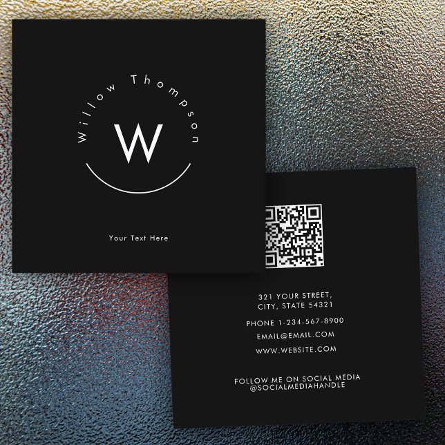 Cartão De Visita Quadrado Código QR Preto Mínimo Mínimo Monograma (Monogrammed Minimalistic Modern Black QR Code Square Business Card)