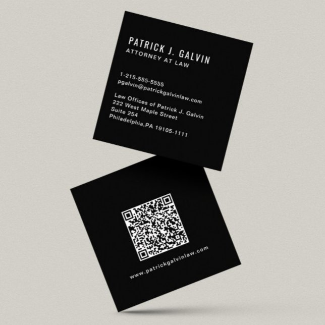 Cartão De Visita Quadrado Código QR profissional mínimo preto (Capture attention, make connections, and leave a lasting impression with our modern QR business card)