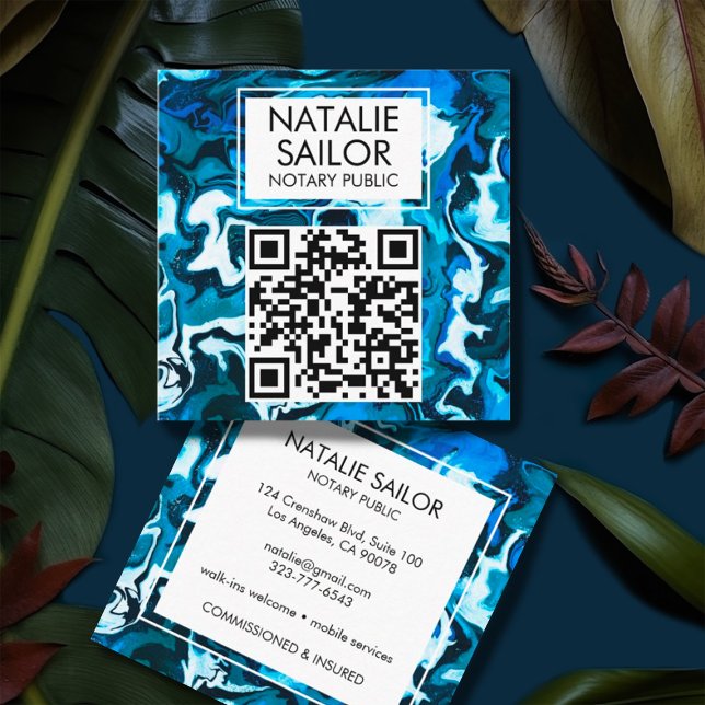 Cartão De Visita Quadrado CÓDIGO QR Único Marble Azul Notório Moderno (Blue marble square business cards with customizable QR code)