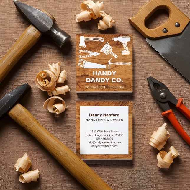 Cartão De Visita Quadrado Construtor de Contratos de Ferramentas de Handyman (Modern Woodgrain Handyman Tools Contractor Builder Square Business Card)