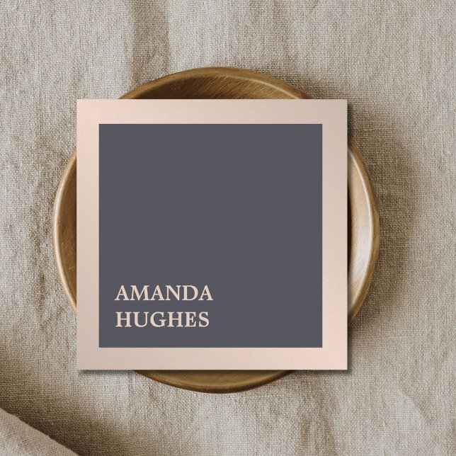 Cartão De Visita Quadrado Consultor de Metais Simples de Cinzas Escuras e Es (Criador carregado)