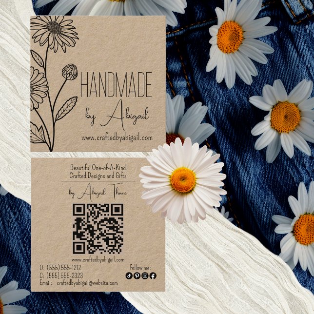 Cartão De Visita Quadrado Daisy Floral Minimalist artesanal artesanal (Daisy Floral Minimalist Handmade Handcrafted Square Kraft Paper Business Card)