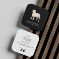 Dourado Bullmastiff Dog Walker Trainer Sentado