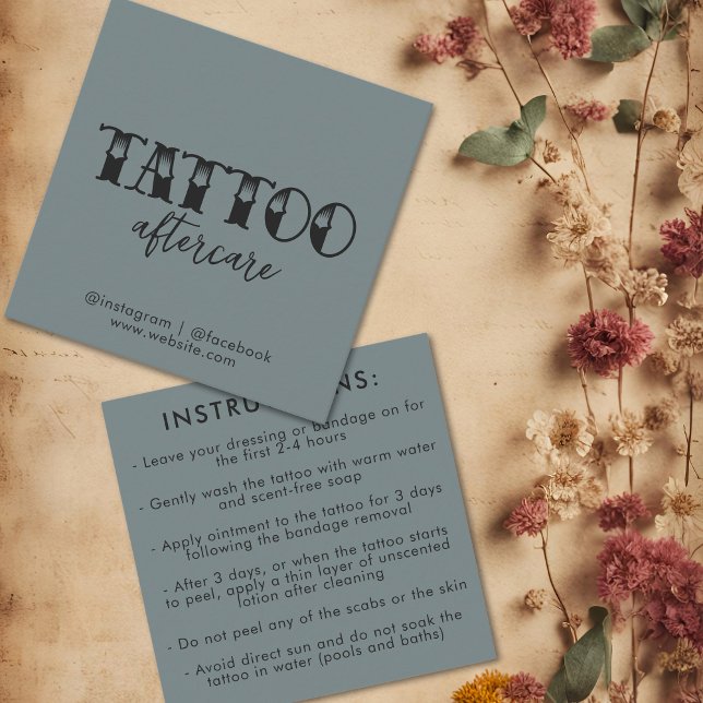Cartão De Visita Quadrado Instruções para o Cuidado de Artista Profissional  (Tattoo Professional Artist Aftercare Instructions Square Business Card)