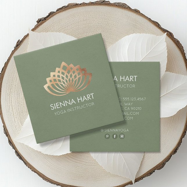 Cartão De Visita Quadrado Instrutor Dourado Lotus Yoga (Criador carregado)