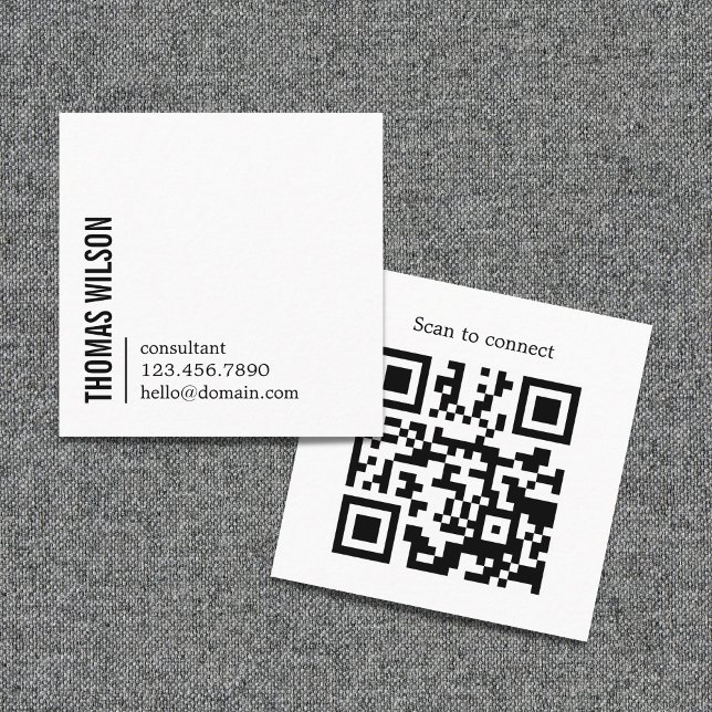 Cartão De Visita Quadrado Modern Clean Bold Black White Consultant QR code (Criador carregado)