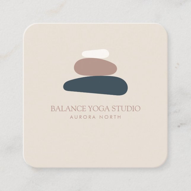 Cartão De Visita Quadrado Nome Personalizado do Instrutor Zen Stones Yoga (Frente)