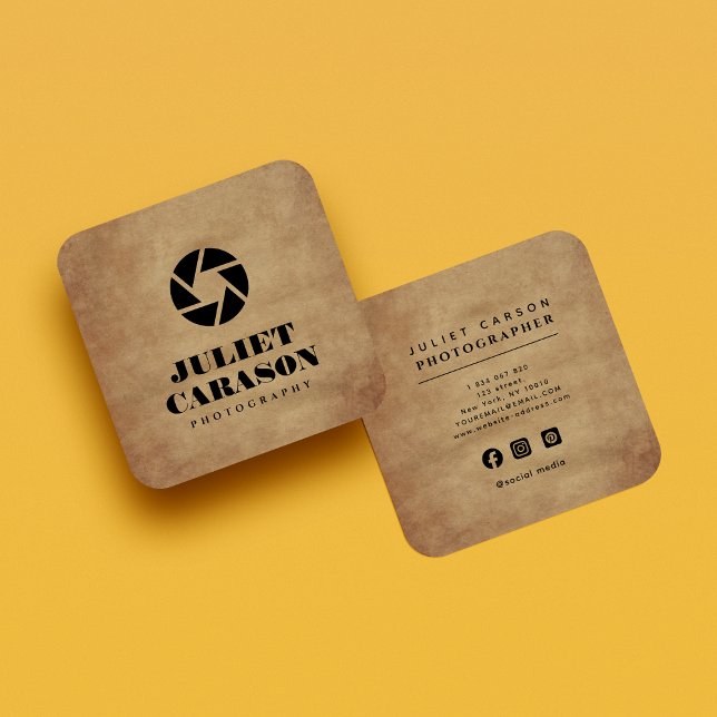Cartão De Visita Quadrado Photography Camera Lens Logo bold Typography  (Criador carregado)