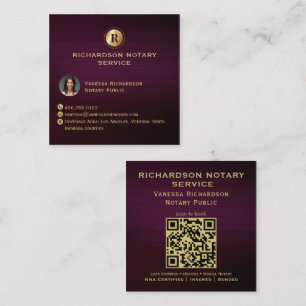 Cartão De Visita Quadrado Roxo Escuro e Monograma Dourado Foto QR de Notário