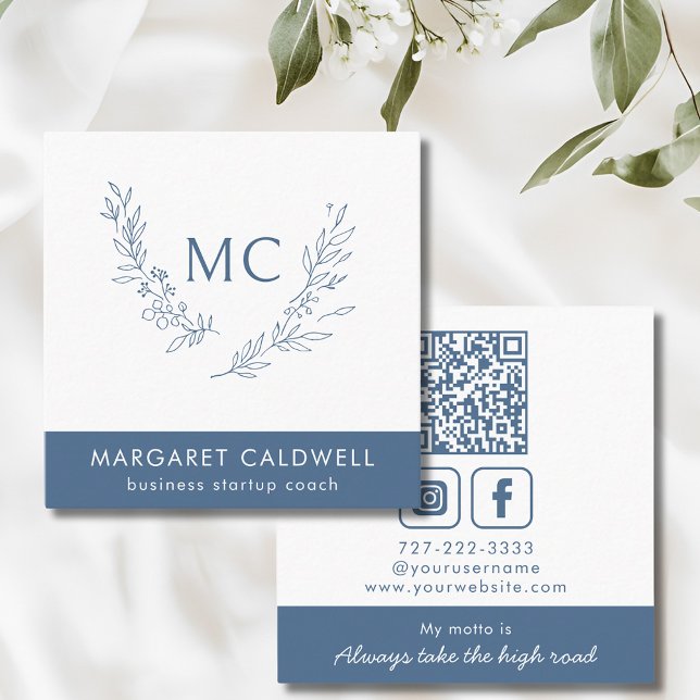 Cartão De Visita Quadrado Rua Monograma Dusty Blue (Dusty Blue Monogram Wreath Social Media Square Business Card)