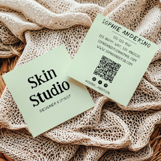 Cartão De Visita Quadrado Sage Green Minimalist Skin Studio Qr Code
