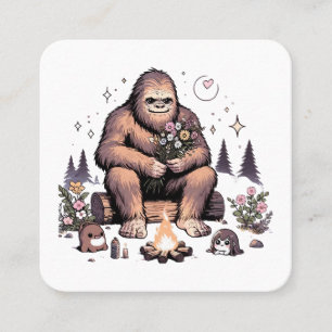 Cartão De Visita Quadrado Sasquatch Segurando Flores