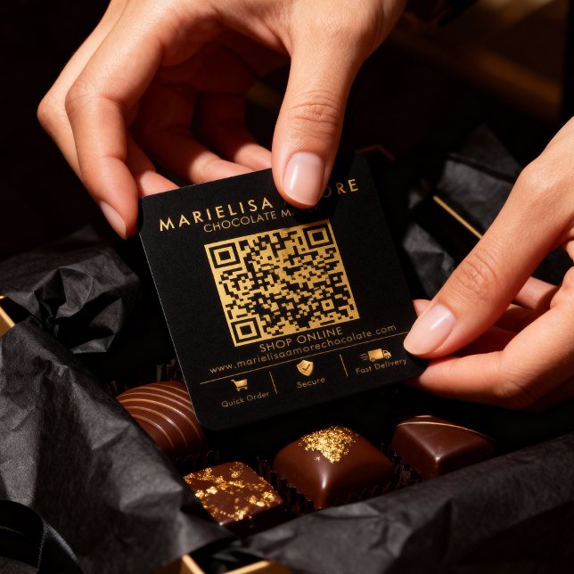 Cartão De Visita Quadrado Scan to Order QR Code Black Gold Chocolate Maker (Criador carregado)