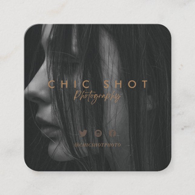 Cartão De Visita Quadrado Tipografia de Fotografia Dourada Moderna (Frente)