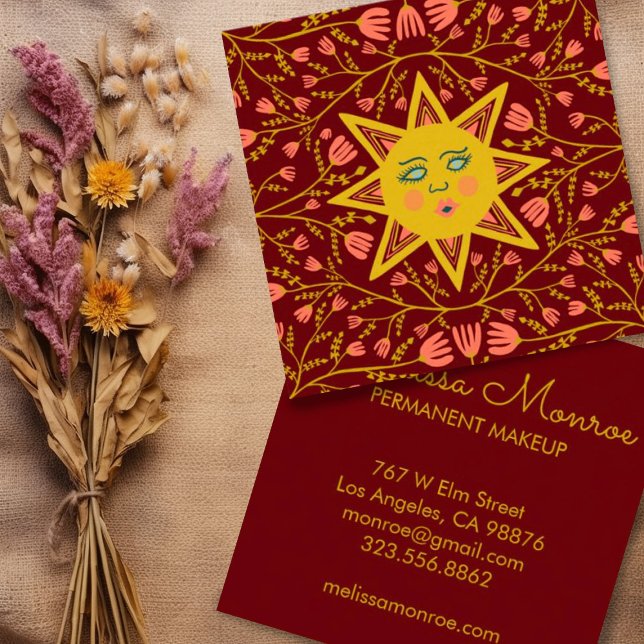Cartão De Visita Quadrado Vinhas Sol e Flores Elegante Boho Burgundy (Boho sunshine and flowering vines illustrated custom business card with red background)