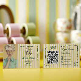 Cartão De Visita Retro Green Striped Quirky Hair photo qr code Logo