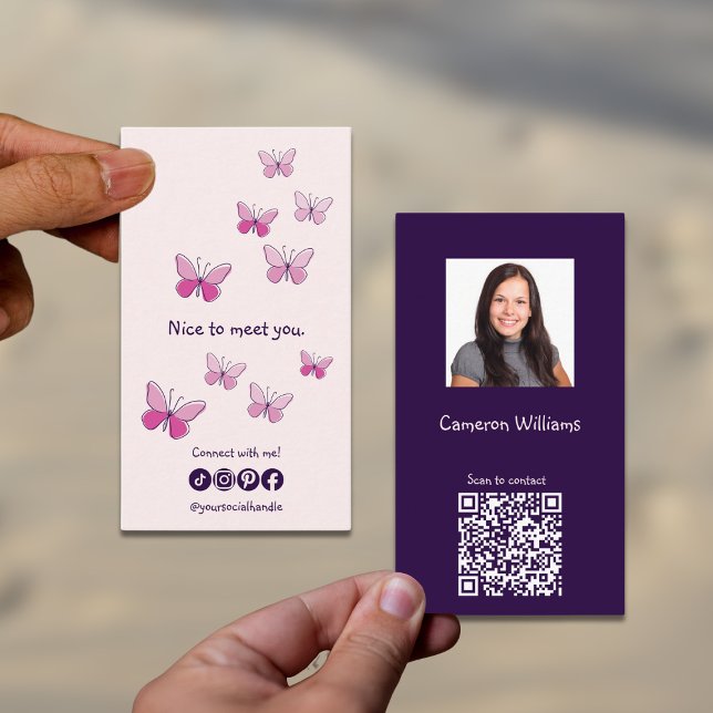 Cartão De Visita Rosa Legal Conhecê-Lo Código QR Borboleta Social (Pink Nice To Meet You QR Code Social Butterfly Business Card)