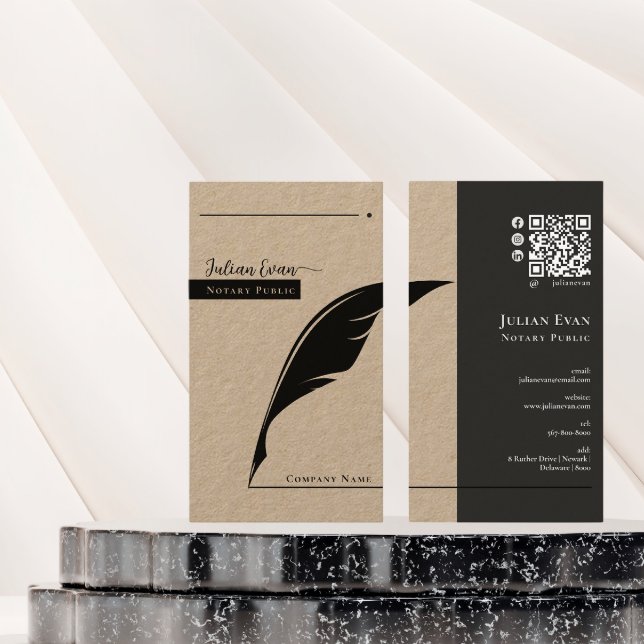 Cartão De Visita Rustic Kraft Feather caneta nib Notary Public Qr c (Criador carregado)