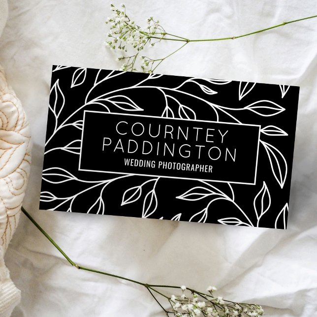 Cartão De Visita Salão profissional flexível preto e branco minimal (Minimalist black greenery design business cards)