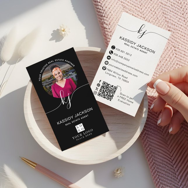 Cartão De Visita Script Monograma Círculo Fotografia comercial Logo (Script Monogram Circle Business Photo Logo QR Code Business Card)