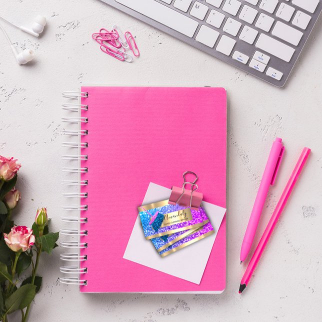 Cartão De Visita Serviço de Limpeza da Casa Maid Mantendo Dourado R (Criador carregado)