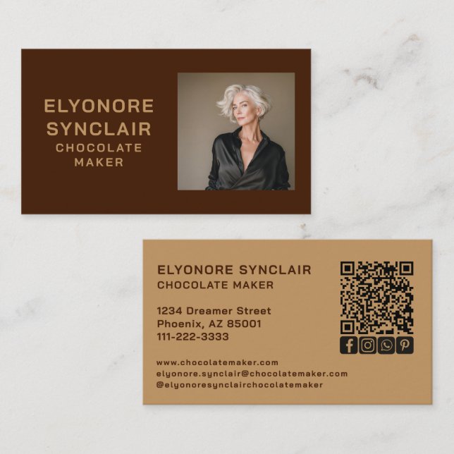 Cartão De Visita Simple Brown Chocolate Maker Photo Social QR Code  (Frente/Verso)