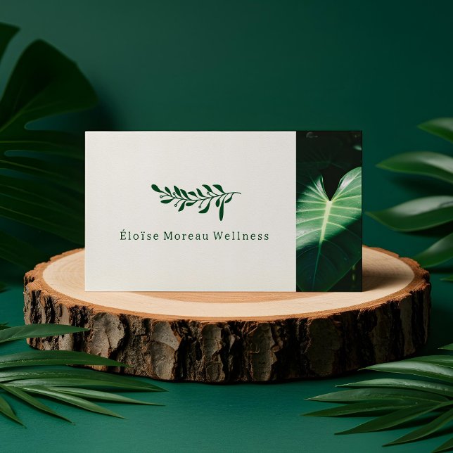 Cartão De Visita Simples Verde Folha Verde Botânica Bem-Estar (Simple Modern Green Leaf Botanical Spa Wellness Business Card (Front))