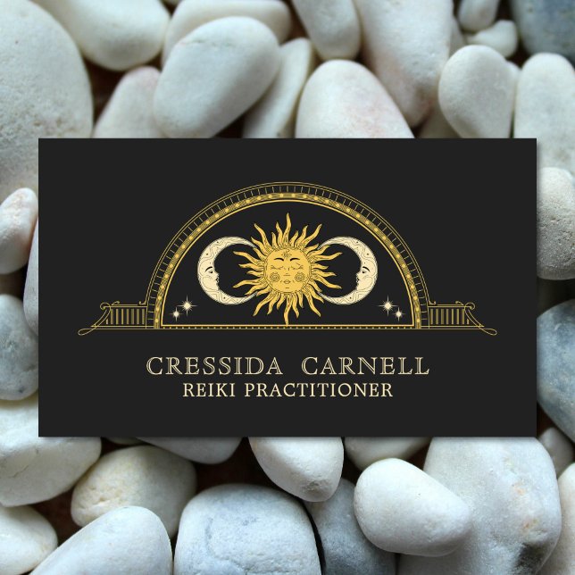 Cartão De Visita Sol celestial holístico e cosmico místico lunar (Celestial sun and moon Reiki Practitioner business card. Shown with a white pebble background.)