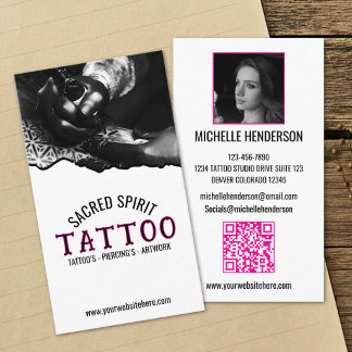Cartão De Visita Tatuador de Código QR de Foto Preto e Branco Moder