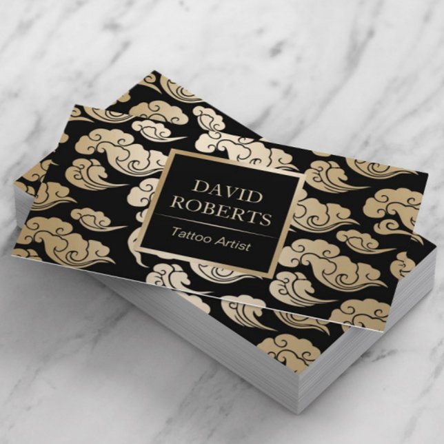 Cartão De Visita Tatuador moderno negro e Dourado padrão oriental (Criador carregado)