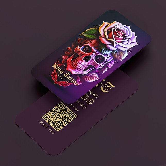 Cartão De Visita Tatuagem Artista Floral Crânio Negro Roxo Moderno (Tattoo Artist Floral Skull Black Purple Modern Business Card
)