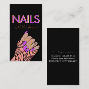 Cartão De Visita Técnica de Unhas Neon com Letreiro Triplo nas Mãos