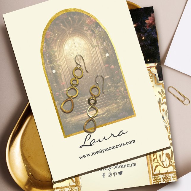 Cartão De Visita Tela de brinco de Porta de Jardim Encantada (Enchanted Garden Gate earring display Business Card #zazzlemade #earringsdisplaycard #olddesign )