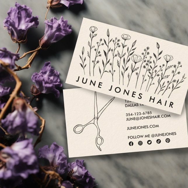 Cartão De Visita Tesoura Hair Stylist Flores Selvagens Elegantes (Custom social media icons hair stylist business cards with scissors on one side and wildflowers )