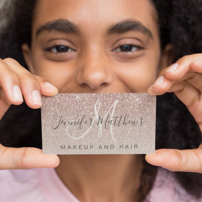 Cartão De Visita Trendy Rosa Dourada Makeup Artist Hair Salon (Girly Rose Gold Glitter Monogram Makeup and Hair Business Card. Stand out above the competition. )