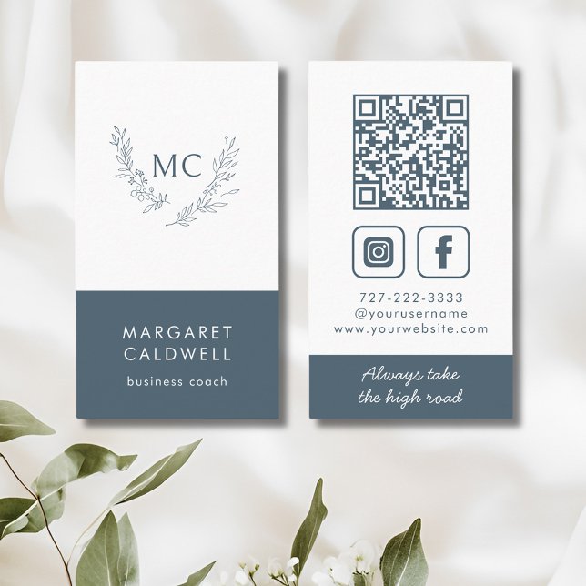 Cartão De Visita Vertical - Lata Neutral do Monograma (Slate Gray Monogram Wreath Social Media Vertical Business Card)