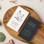 Cartão De Visita Vintage Hen | FAZENDA<br><div class="desc">Comercialize sua pequena fazenda,  rancho ou fazenda de ovo com nossos cartões de visitas do estilo de colheita em chic,  com uma ilustração de galinha gravada e duas linhas de texto personalizado na frente. Adicione seus detalhes de contato do cheio ao fundo em branco sobre carvão bruto preto.</div>