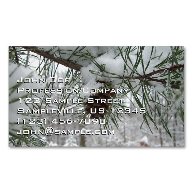 Cartão De Visitas Magnético Snowy Pine Branch Winter Nature Fotografia (Frente)