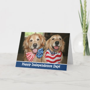 Cartão Dia da Independência do Retriever do Ouro Patrióti