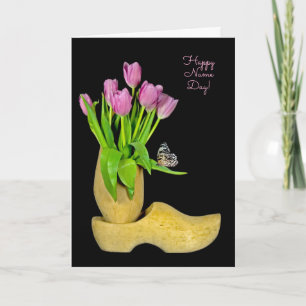 Cartão Dia de Nome do calçado e tulipas de madeira holan