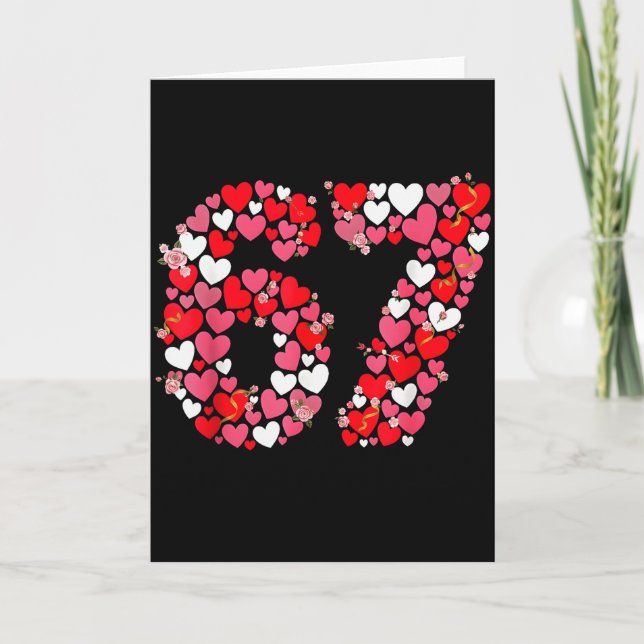 Cartão Dia dos Namorados 67 Meme Cheio de Corações Engraç (Frente)