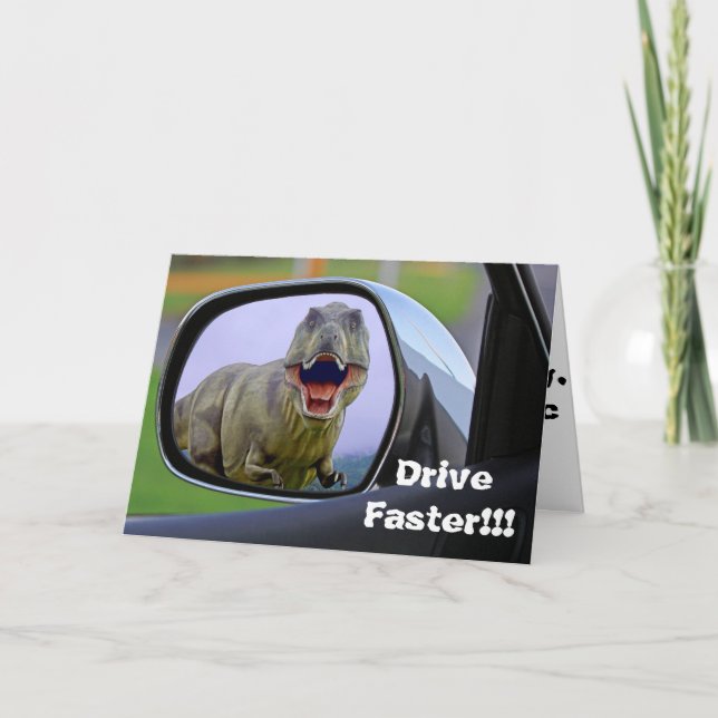 Cartão Dinossauro Envelhecido Aniversário Engraçado (Frente)