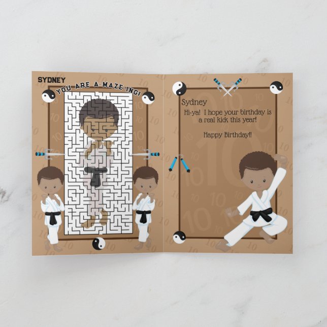 Cartão Divertido Você é Um-Maze-ing Brown Boys Karate Bir (Interior)