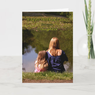 Cartão Do Dia de as mães da Filha no Lago Card