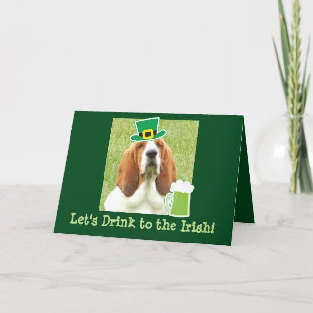 Cartão do dia de St Patrick com Basset Hound (Frente)
