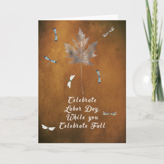 Cartão do Dia do Trabalho no Grunge Dourado com Fo (Frente)