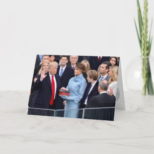 Cartão Donald Trump é jurado dentro como o presidente