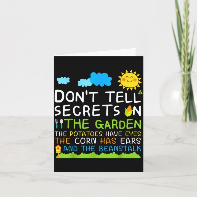 Cartão Don't Tell Secret In The Garden Funny Gardener  (Frente)